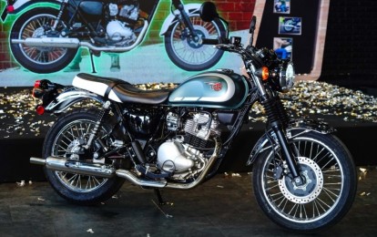 Môtô hoài cổ Kawasaki W230 2025 có giá 125 triệu đồng tại Việt Nam